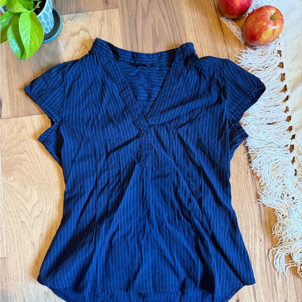 Elegant Black V-Neck Women's Top
